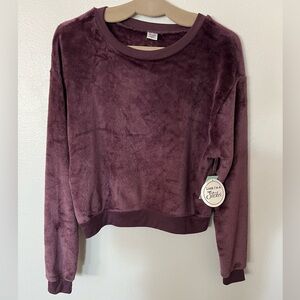 NEW Cold Crush Velour Pullover Sweater; XL